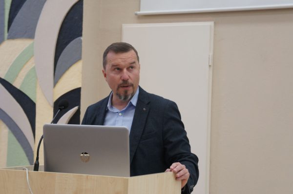 Pranešėjas gyd. M. Šatkauskas