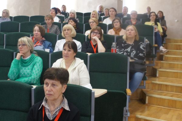 Konferencijos dalyviams pranešimus skaitė ne tik Respublikinės Šiaulių ligoninės gydytojai, bet ir svečiai iš Rygos (Latvija), Vilniaus ir Kauno klinikų.